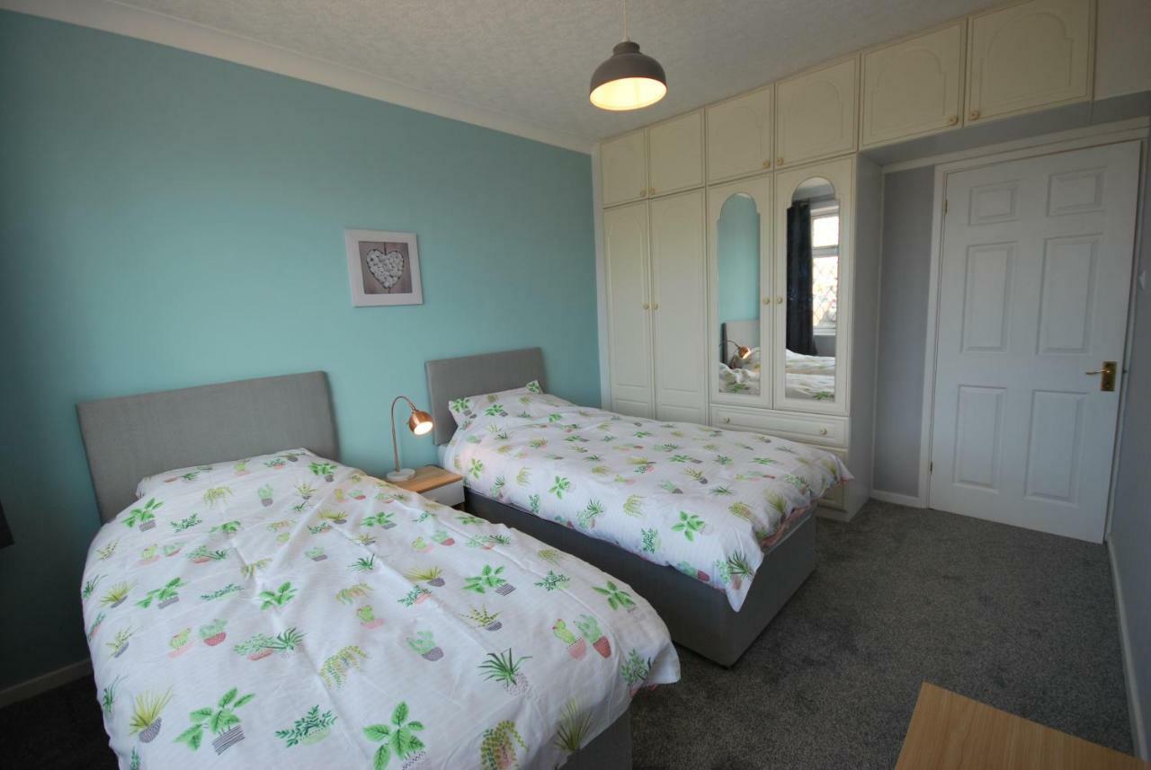 Belle'S Bungalow Villa Cleveleys Eksteriør billede
