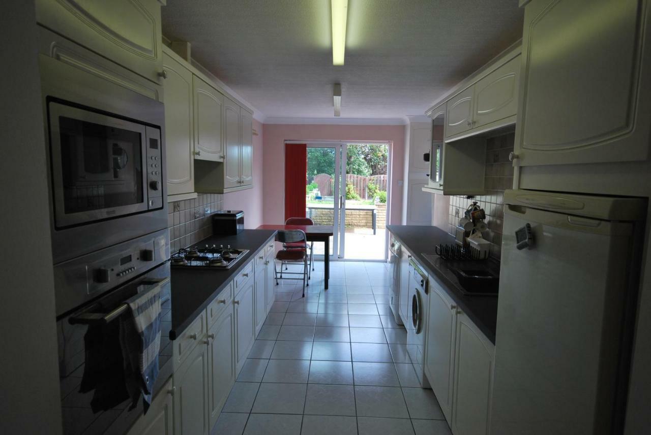 Belle'S Bungalow Villa Cleveleys Eksteriør billede